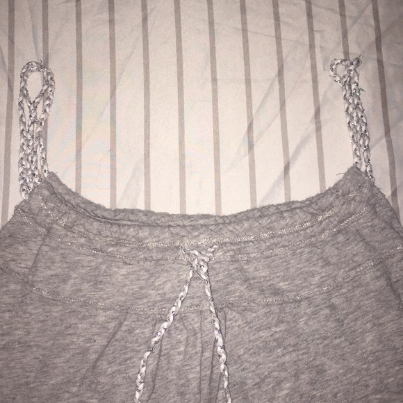 A spaghetti strap Aeropostale shirt!! - Picture 2 of 5